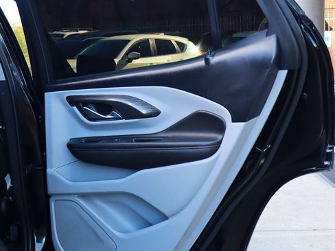 Used 2020 GMC Terrain SLT w/ Preferred Package FWD image 26