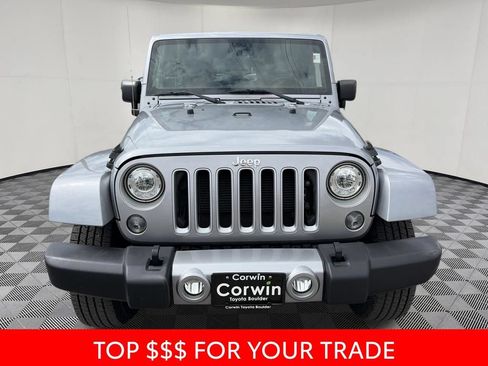 Used 2017 Jeep Wrangler Unlimited Sahara w/ Connectivity Group AWD/4WD image 2