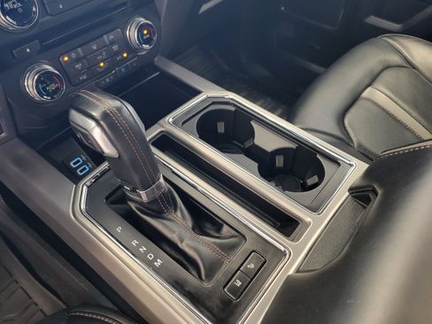 Used 2018 Ford F150 Platinum w/ Equipment Group 701A Luxury AWD/4WD image 21