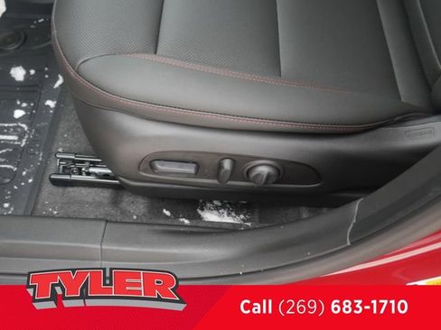 New 2026 Chevrolet Trax RS w/ Driver Confidence Package FWD image 21