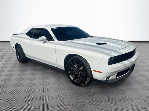 Used 2023 Dodge Challenger SXT w/ Blacktop Package RWD image 4