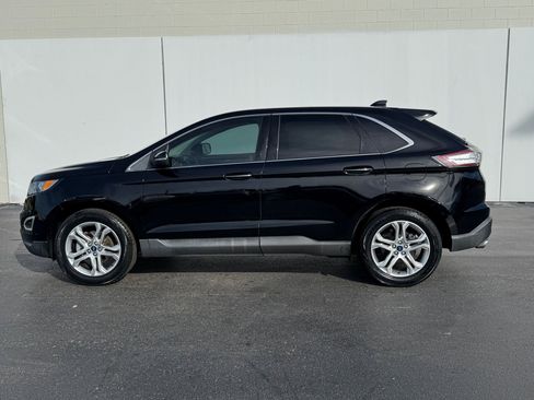 Used 2018 Ford Edge Titanium w/ Equipment Group 301A image 2
