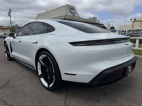 Used 2022 Porsche Taycan RWD image 4