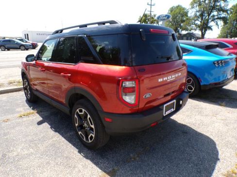 Used 2024 Ford Bronco Sport Outer Banks w/ Tech Package image 4