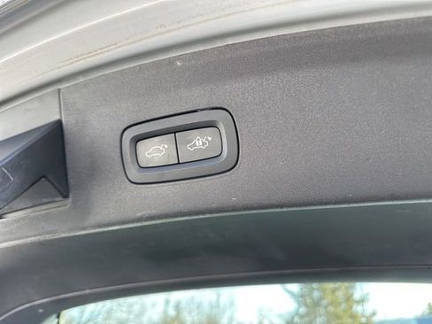 Certified 2021 Polestar Polestar 2 Launch Edition image 32