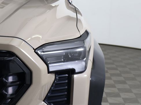 Used 2025 Toyota Tacoma TRD Pro image 15