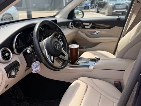 Used 2021 Mercedes-Benz GLC 300 image 5