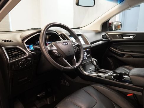 Used 2017 Ford Edge Titanium w/ Equipment Group 301A AWD/4WD image 7