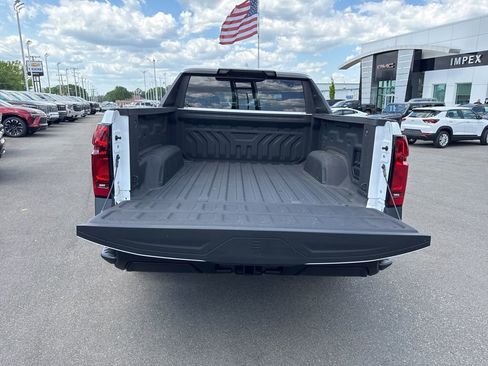 Used 2024 Chevrolet Silverado EV W/T image 28