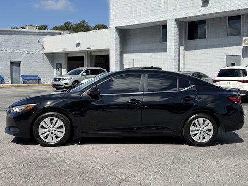Certified 2022 Nissan Sentra S w/ Lighting Package FWD image 2