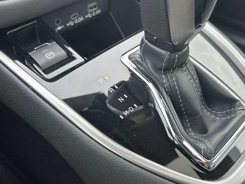 Certified 2025 Subaru Legacy Premium image 20