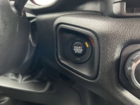 Used 2024 Jeep Wrangler Sport S image 31