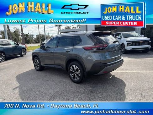 Used 2021 Nissan Rogue SV w/ Premium Package image 7