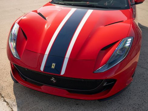 Certified 2020 Ferrari 812 Superfast image 9