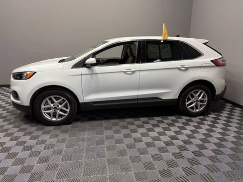 Used 2023 Ford Edge SEL w/ Convenience Package image 6
