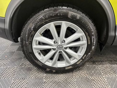 Used 2017 Nissan Rogue Sport SV w/ SV Premium Package AWD/4WD image 8
