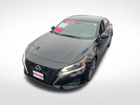 Certified 2024 Nissan Altima 2.5 SV image 33