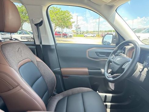New 2026 Ford Bronco Sport Outer Banks w/ Outer Banks Tech Package+ AWD/4WD image 14