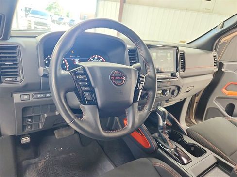 Used 2024 Nissan Frontier Pro-X image 18