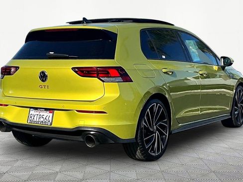 Used 2022 Volkswagen GTI Autobahn image 6