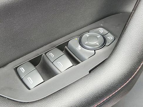 Used 2020 Chevrolet Blazer RS image 19