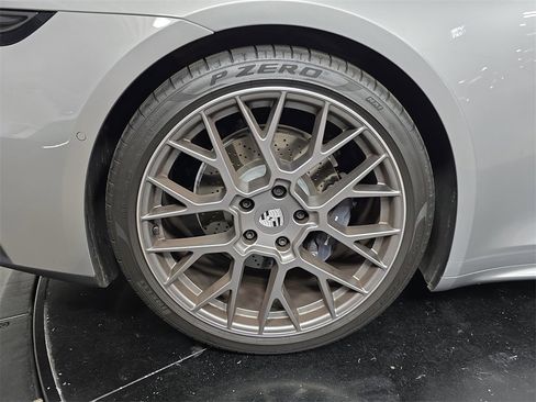 Used 2025 Porsche 911 Carrera image 29