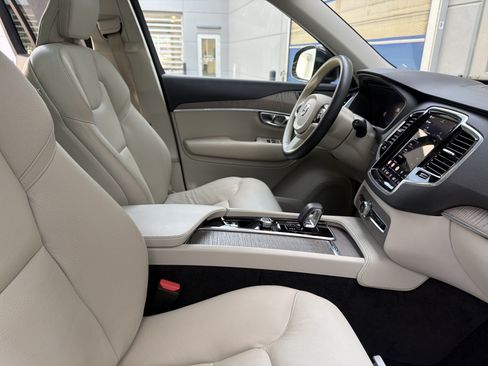 Certified 2023 Volvo XC90 B6 Plus w/ Protection Package Premier AWD/4WD image 21