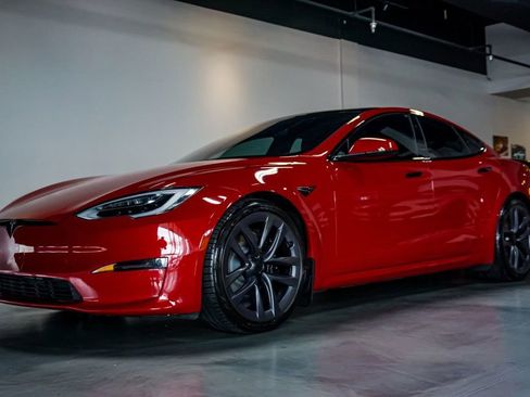 Used 2022 Tesla Model S Standard Range AWD/4WD image 3