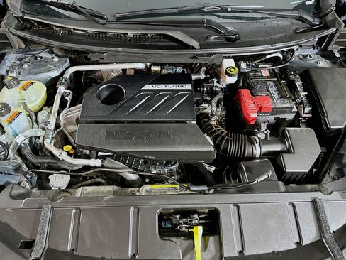 Used 2025 Nissan Rogue SV image 32