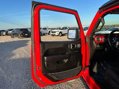 Used 2020 Jeep Gladiator Rubicon w/ Dual Top Group image 33