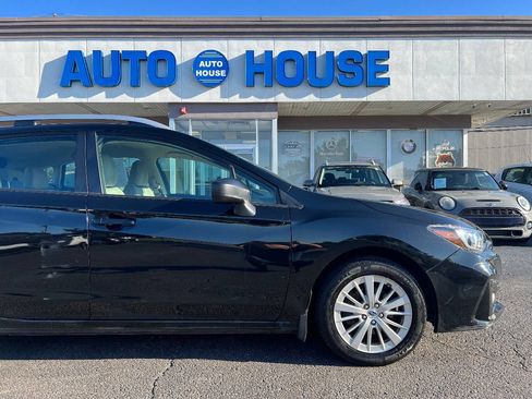 Used 2018 Subaru Impreza 2.0i Premium w/ Eyesight & BSD & Rcta AWD/4WD image 38