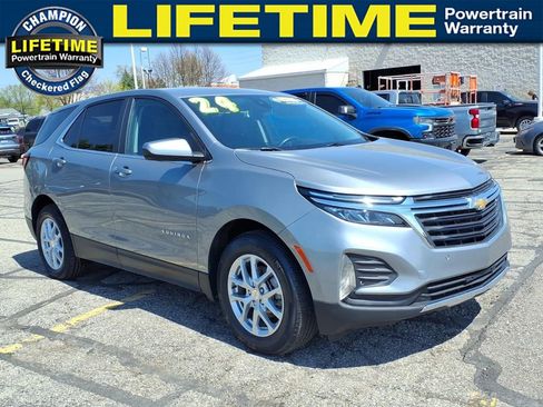 Used 2024 Chevrolet Equinox LT FWD image 1