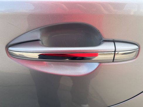 Used 2017 Toyota Avalon XLE Premium w/ Protection Package image 41