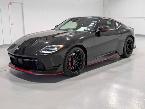 Used 2024 Nissan Z NISMO w/ Floor Mat Package image 1