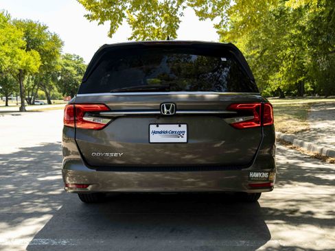Used 2022 Honda Odyssey EX-L image 8