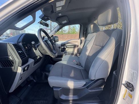 Used 2020 Ford F150 XL w/ Equipment Group 101A Mid RWD image 4