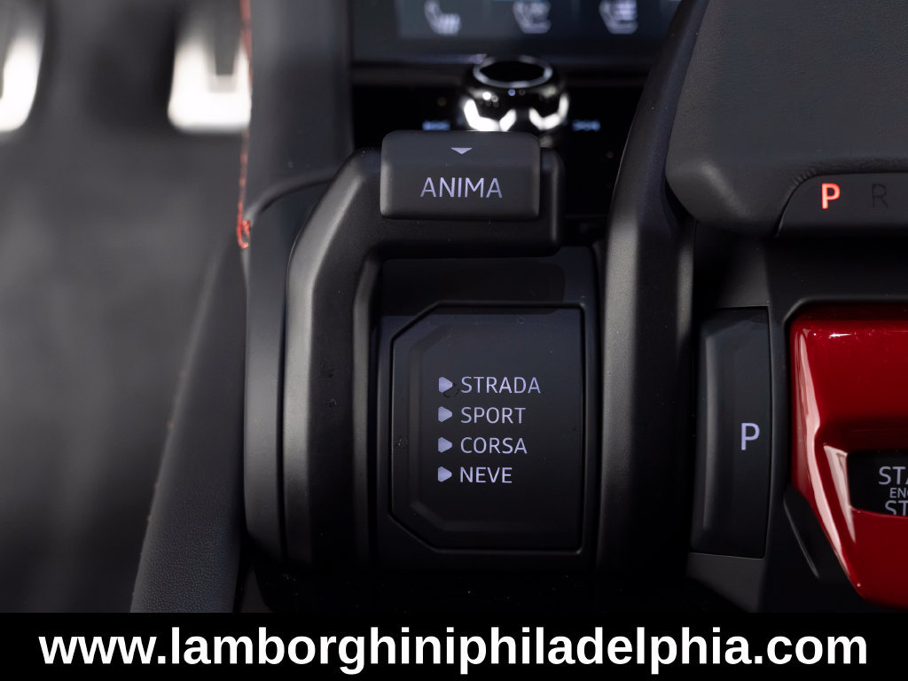 Used 2026 Lamborghini Urus SE AWD/4WD image 25