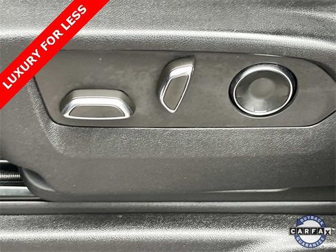 Used 2021 GMC Yukon XL Denali w/ Advanced Technology Package image 27