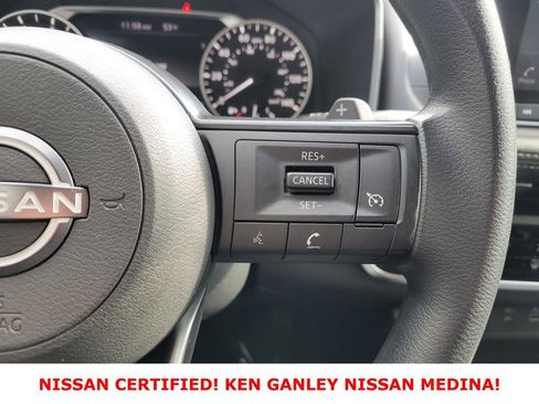 Certified 2023 Nissan Rogue S image 31