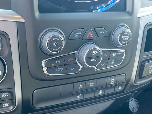 Used 2022 RAM 1500 Classic SLT w/ Electronics Group image 34