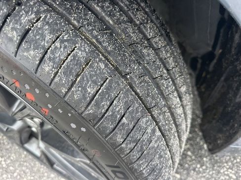 Used 2023 Toyota Corolla SE image 29