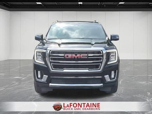 Used 2022 GMC Yukon SLT w/ SLT Premium Package AWD/4WD image 8