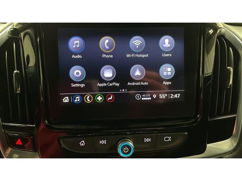 Used 2023 Chevrolet Traverse LT image 12