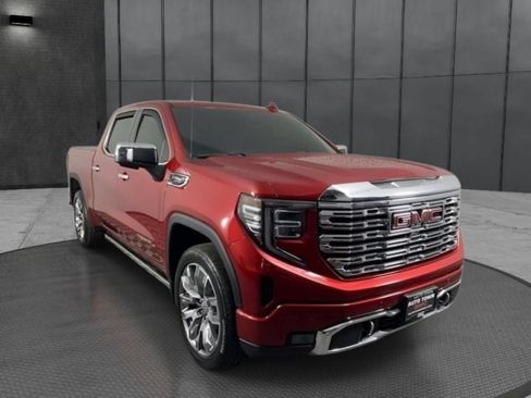 Used 2023 GMC Sierra 1500 Denali w/ Denali Reserve Package AWD/4WD image 5