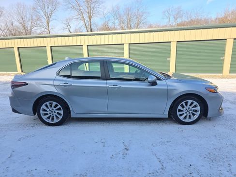 Certified 2022 Toyota Camry LE image 7