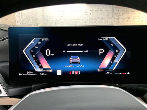 Used 2025 BMW 330i Sedan w/ Premium Package image 21