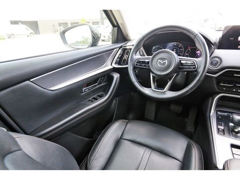 Used 2025 MAZDA CX-90 Plug-In Hybrid w/ Preferred image 6