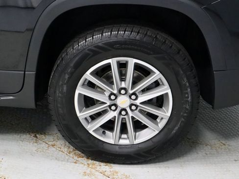 Used 2022 Chevrolet Traverse LT AWD/4WD image 19