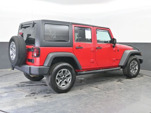 Used 2015 Jeep Wrangler Unlimited Rubicon image 9