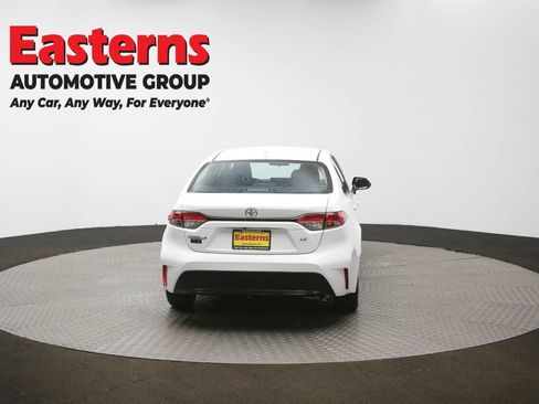 Used 2024 Toyota Corolla LE image 35